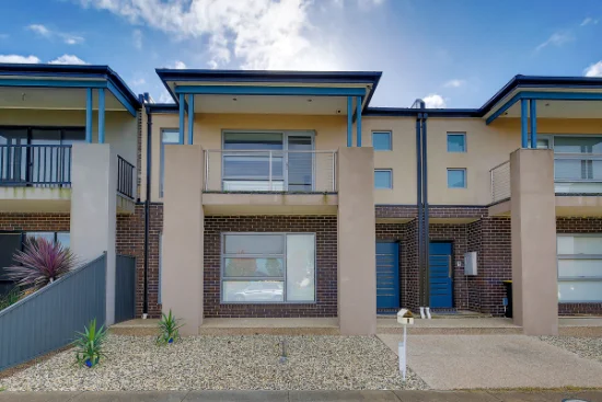 8a Brookvale Court, Roxburgh Park, Vic 3064 - For Rent