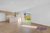 Room 1/8 Leaf Way, Officer, Vic 3809-Image