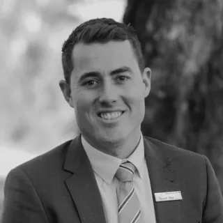 Stuart Rae - Real Estate Agent