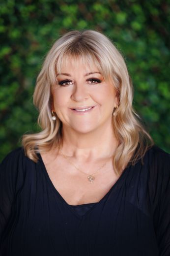 Sue Ritchie - Real Estate Agent at Crossriver Property Group - Wodonga