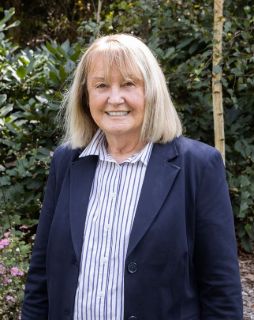 Sue White - Real Estate Agent