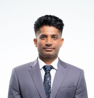 Sumit Bangarh - Real Estate Agent