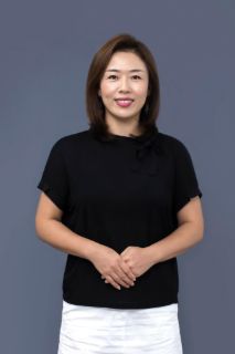 Sunie Jang - Real Estate Agent