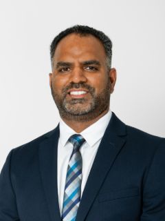 Suresh Sama - Real Estate Agent