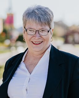 Susan Brealey - Real Estate Agent