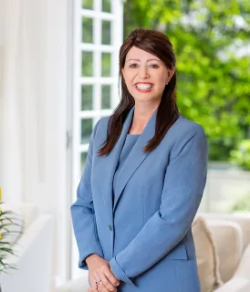 Susie Stathakis - Real Estate Agent