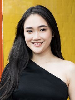 Tee Kingkloiklang - Real Estate Agent