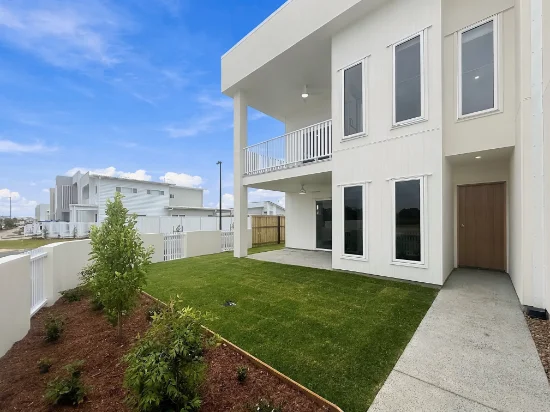 129 Attenborough Dr, Banya, Qld 4551