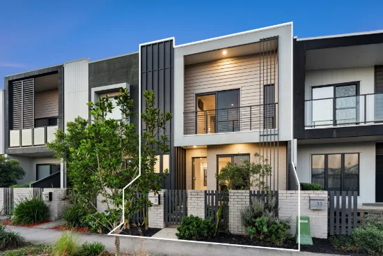 31 Stephen Cresent, Nirimba, Qld 4551