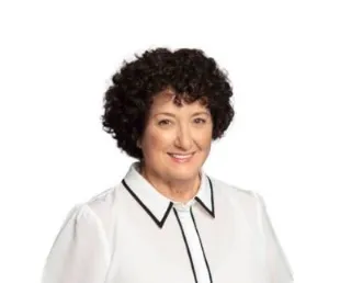 Terri Frawley - Real Estate Agent