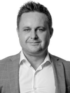Terry Summers - Real Estate Agent