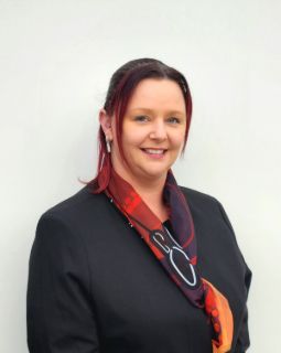 Theresa Button - Real Estate Agent
