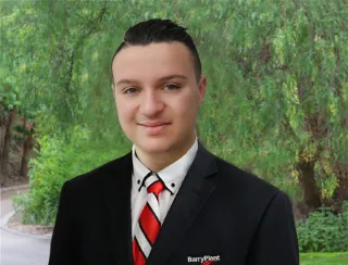 Thomas Nicolopoulos - Real Estate Agent