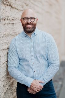 Tim  McInnes - Real Estate Agent