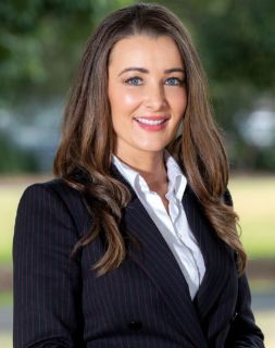 Tina  O'Connor - Real Estate Agent
