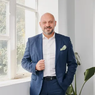 Adrian Butera - Real Estate Agent