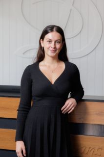 Tolsi Bassett - Real Estate Agent