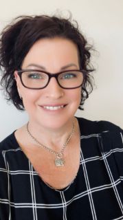Toni West - Real Estate Agent