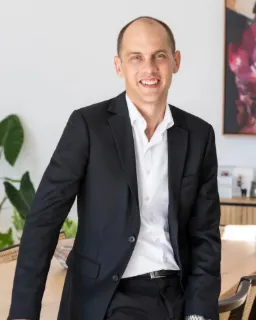 Tony Aspinall - Real Estate Agent