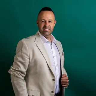 Tony King - Real Estate Agent