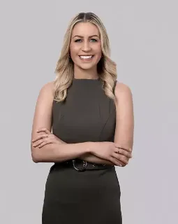Tori Lund - Real Estate Agent