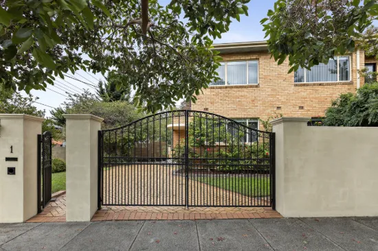 1/1 Murrumbeena Road, Carnegie, Vic 3163