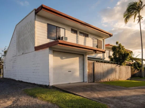 1/10 Carnation Drive, Mooroobool, Qld 4870-Image