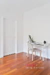 1/102a Railway Parade, Pascoe Vale, Vic 3044-Image