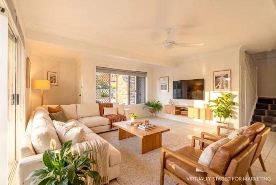 1/11 Cupania Place, Elanora, Qld 4221 - For Rent