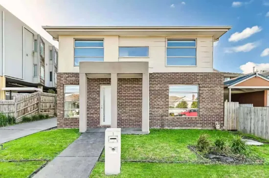 1/11 McFarlane Crescent, Dandenong, Vic 3175