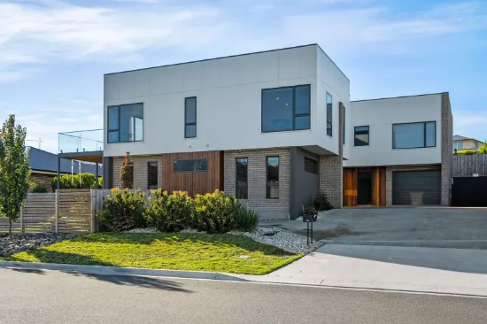 1/12 Danes Avenue, Rokeby, Tas 7019