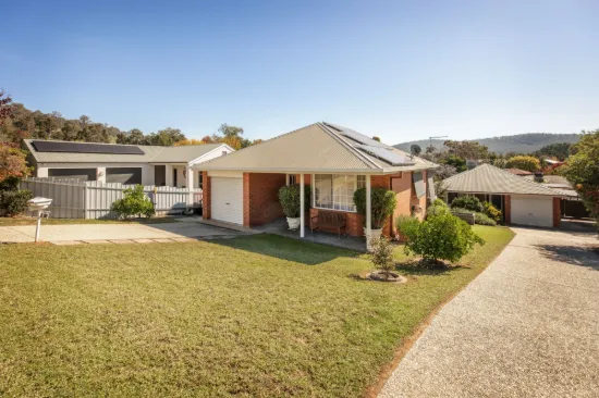 1/12 Orchard Way, Lavington, NSW 2641
