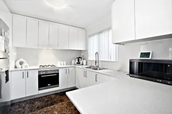 1/129 Mimosa Road, Greenacre, NSW 2190