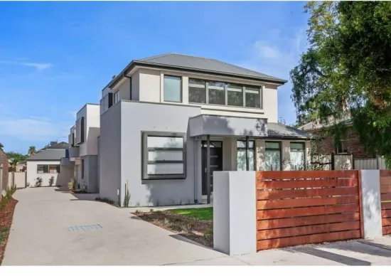1/137 Glenroy Road, Glenroy, Vic 3046