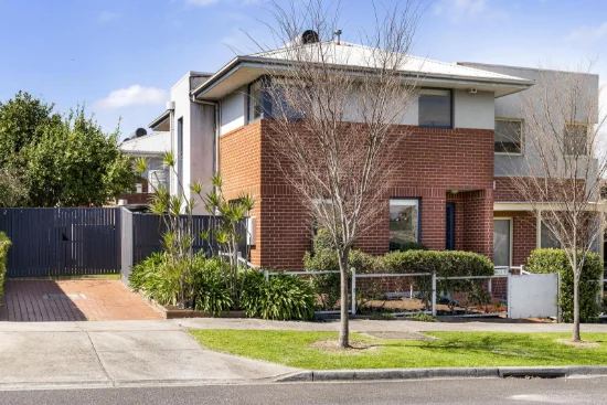 1/16 Hoddle Street, Essendon, Vic 3040