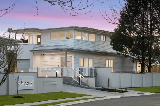 1/2 Cypress Parade, Bowral, NSW 2576