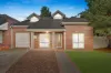 1/2 Harris Crescent, Glen Waverley, Vic 3150