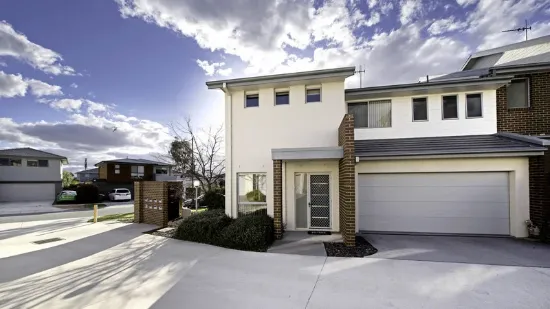 1/2 Ridding Street, Forde, ACT 2914