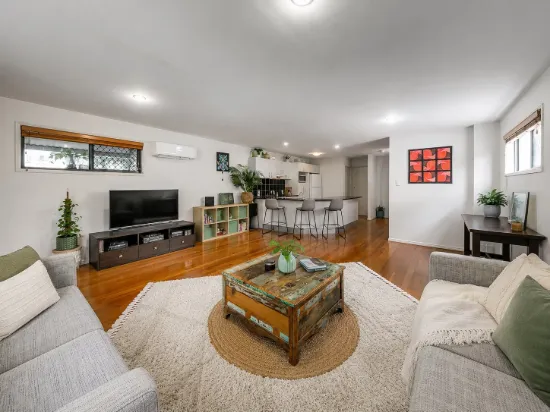 1/285 Riding Road, Balmoral, Qld 4171-Image