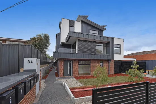 1/34 Bulla Road, Strathmore, Vic 3041