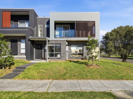 1/35 Jacaranda Crescent, Casula, NSW 2170