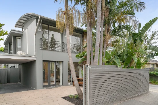 1/4 Mary Street, Windsor, Vic 3181