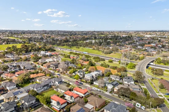 1/5 Evans Street, Chadstone, Vic 3148-Image