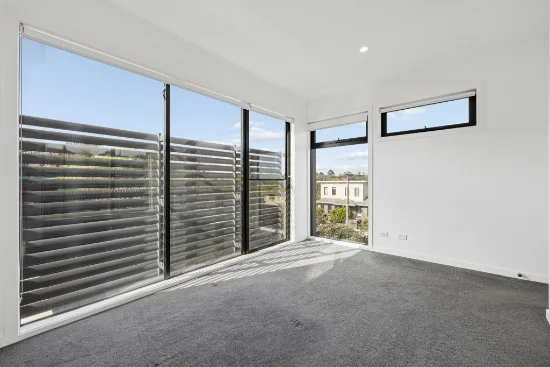 1/5 Evans Street, Chadstone, Vic 3148-Image