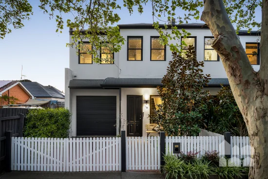 1/56 Bayview Road, Seddon, Vic 3011