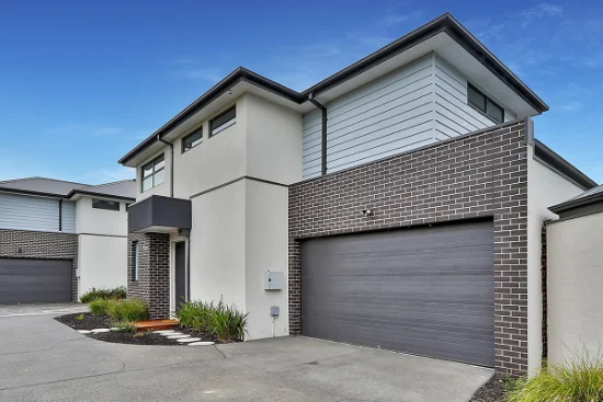 1/63 Cambridge Road, Mooroolbark, Vic 3138