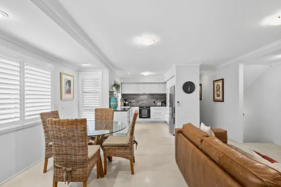 1/70 Payne Street, Indooroopilly, Qld 4068