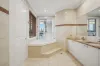 1/70 Sunrise Boulevard, Surfers Paradise, Qld 4217-Image