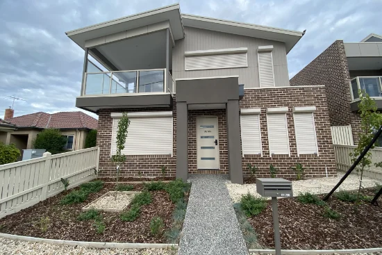 1/706 Gilbert Road, Reservoir, Vic 3073