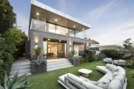 1/74 Esplanade, Brighton, Vic 3186